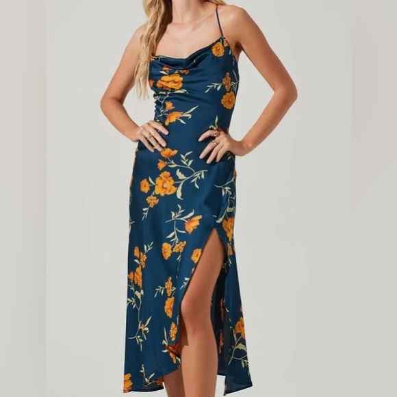 ASTR The Label Gaia Floral Midi Dress in Floral - Picture 11 of 11